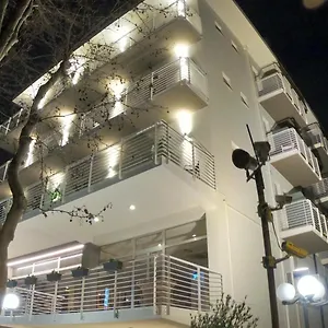 hotel-half-moon.emilia-romagnahotels.net/