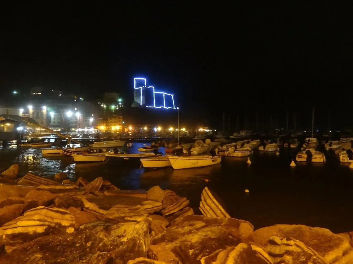 Affittacamere La Baia Di Lerici 0*,  Italia