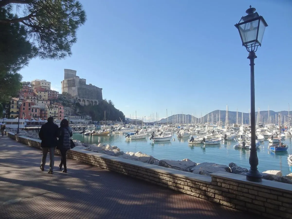 Affittacamere La Baia Di Lerici