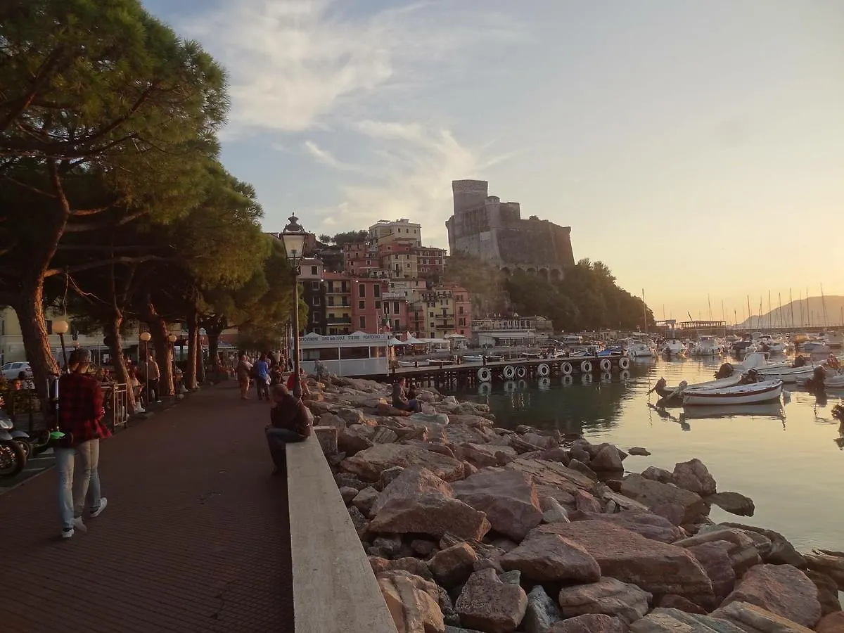 Affittacamere La Baia Di Lerici Italia