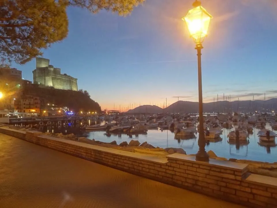 Guest house Affittacamere La Baia Di Lerici