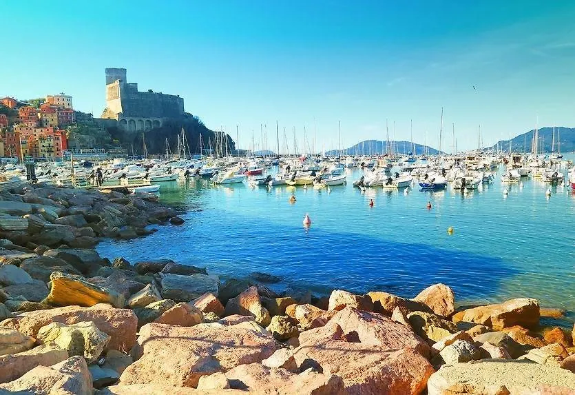 Affittacamere La Baia Di Lerici Italia